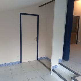cadre porte noir